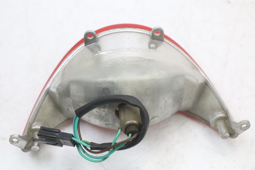 photo de FEU ARRIERE KYMCO AGILITY 4T 50 (2005 - 2018) - Autre angle de vue