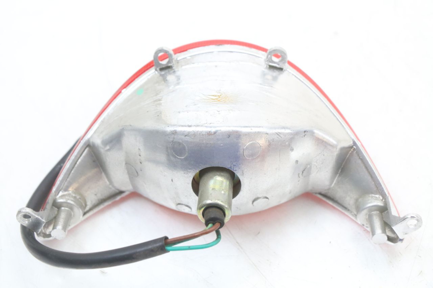 photo de FEU ARRIERE KYMCO AGILITY CARRY 50 (2011 - 2020) - Autre angle de vue