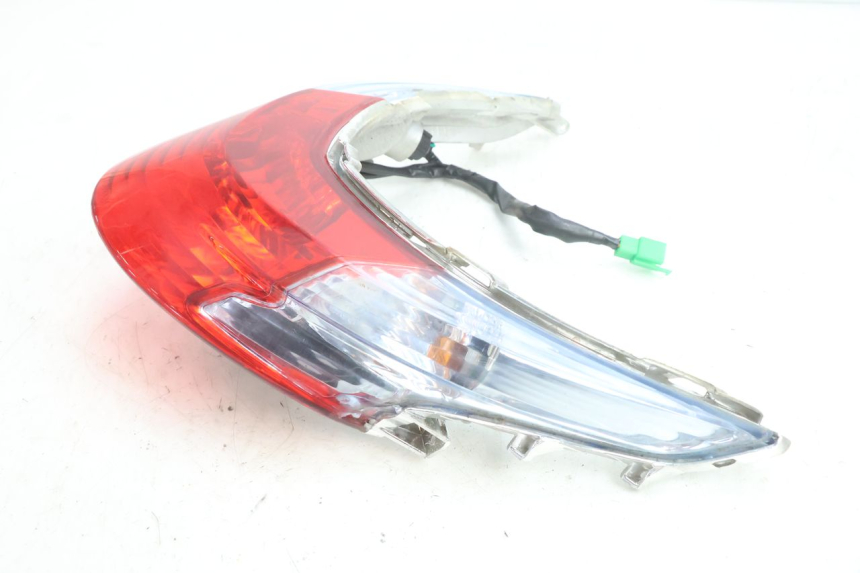 photo de FEU ARRIERE KYMCO AGILITY CITY 16P 125 (2015 - 2024) - Autre angle de vue