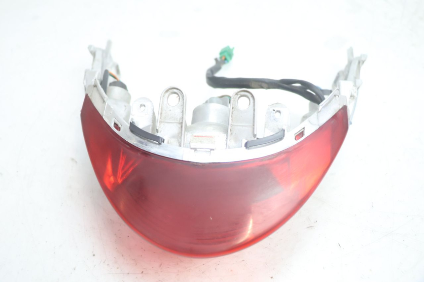 photo de FEU ARRIERE KYMCO AGILITY CITY 2T 50 (2008 - 2016) - Points de fixation