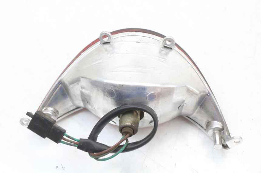 photo de FEU ARRIERE KYMCO AGILITY FR 2T 50 (2012 - 2017) - Gros plan technique