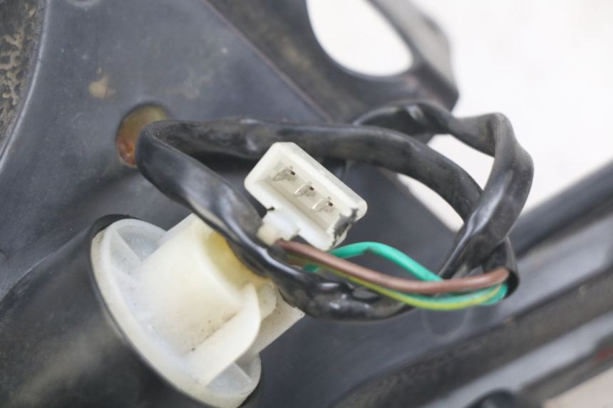 photo de FEU ARRIERE NECO ALEXONE 125 (2017 - 2024) - Gros plan technique