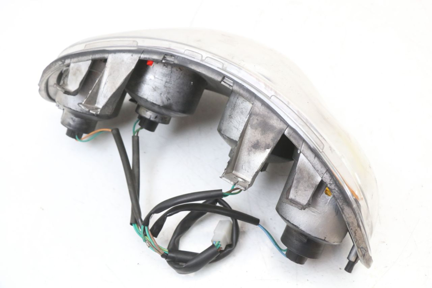 photo de FEU ARRIERE JONWAY AZTRAL 125 (2008 - 2017) - Autre angle de vue