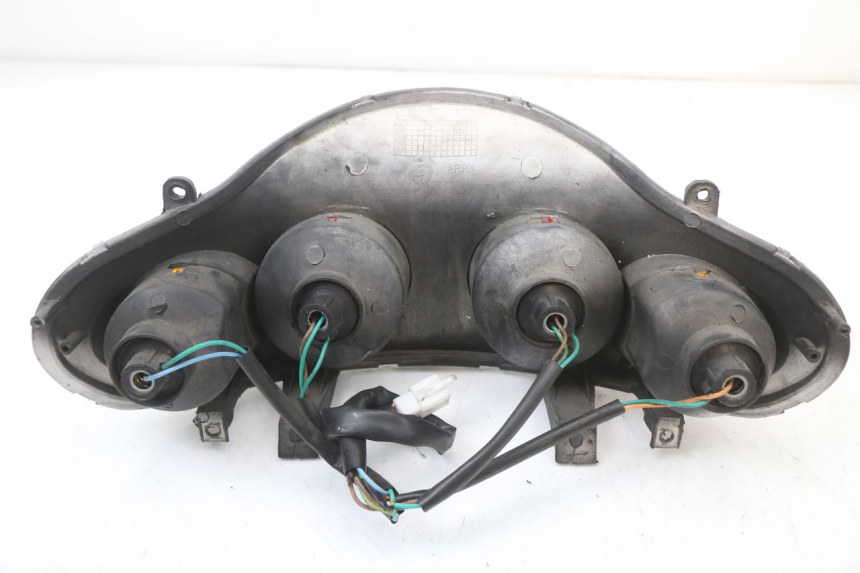 photo de FEU ARRIERE JONWAY AZTRAL 125 (2008 - 2017) - Vue d’ensemble