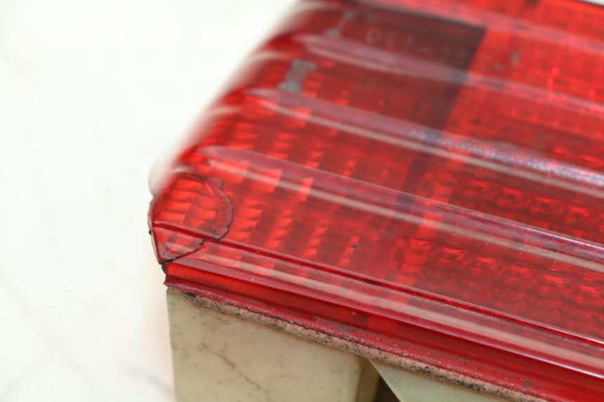 photo de FEU ARRIERE BMW K LT ABS 1100 (1990 - 1996) - Gros plan technique