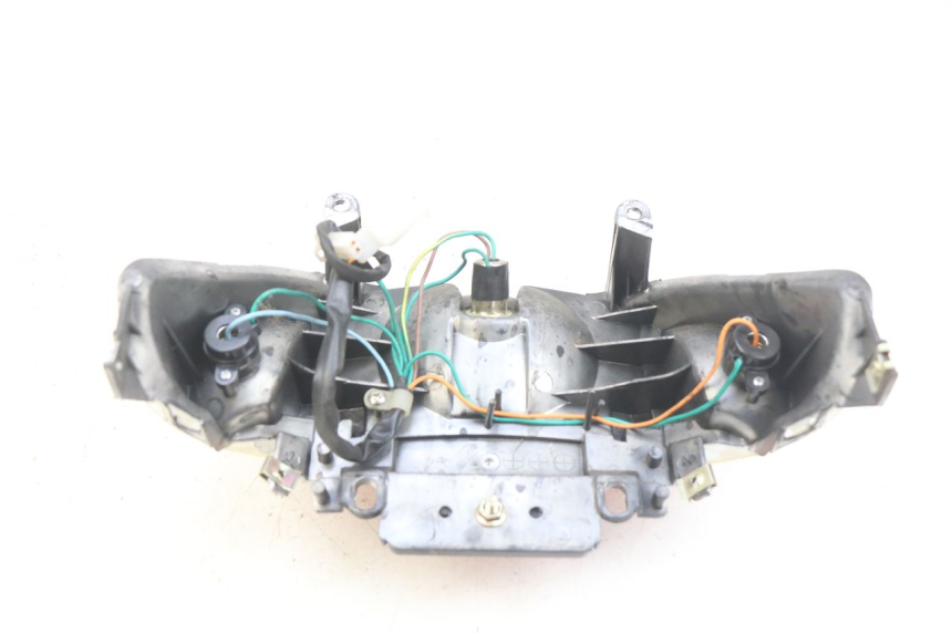 photo de FEU ARRIERE BAOTIAN BT 49 QT-9 50 (2006 - 2010) - Détail de la pièce