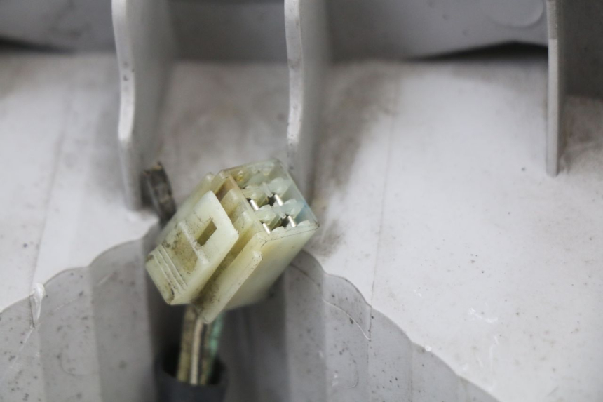 photo de FEU ARRIERE SUZUKI BURGMAN 125 (2007 - 2014) - Pièce contrôlée