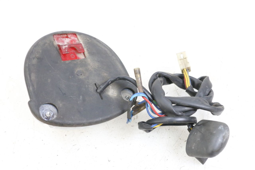 photo de FEU ARRIERE APRILIA CLASSIC 125 (1995 - 2001) - Gros plan technique