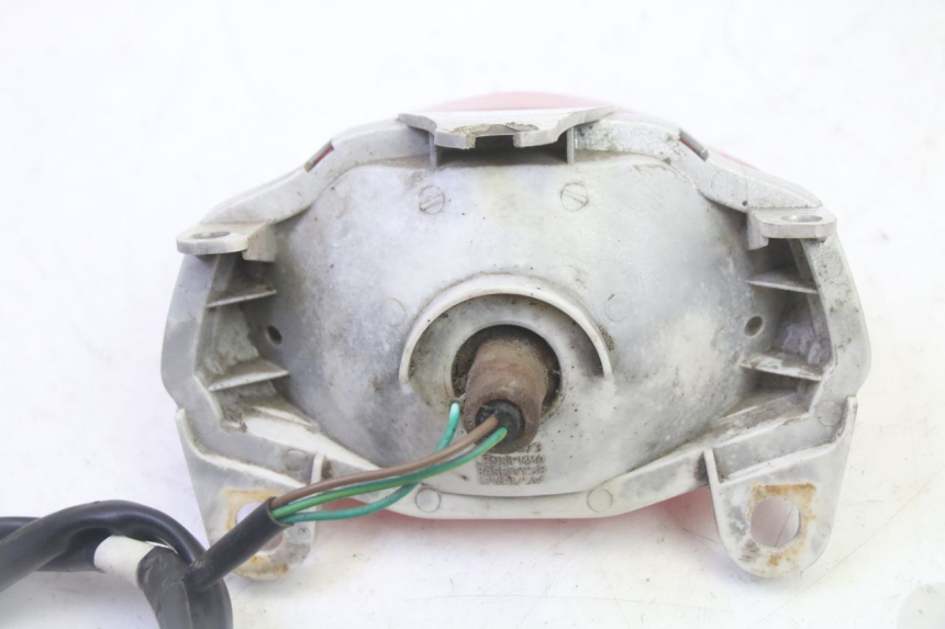 photo de FEU ARRIERE SYM CROX 4T 50 (2016 - 2023) - État de surface