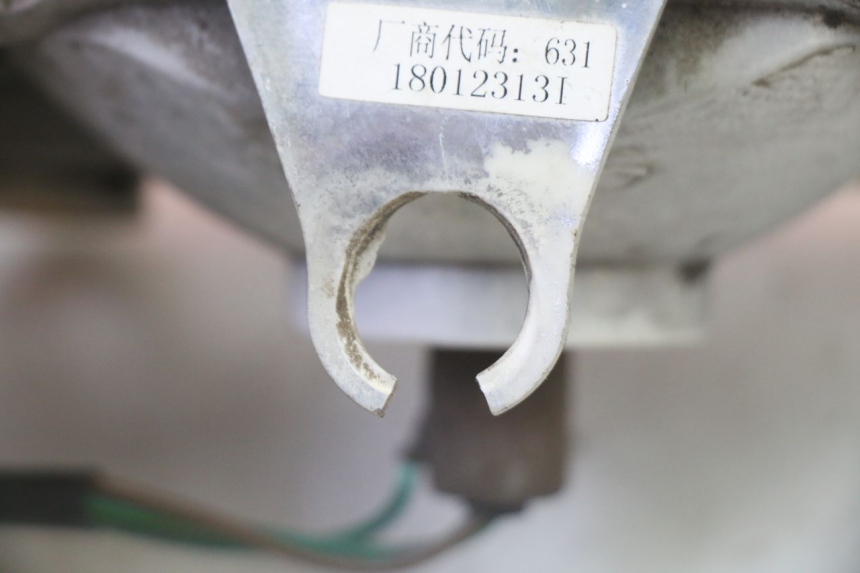 photo de FEU ARRIERE SYM CROX 4T 50 (2016 - 2023) - Marquages et références