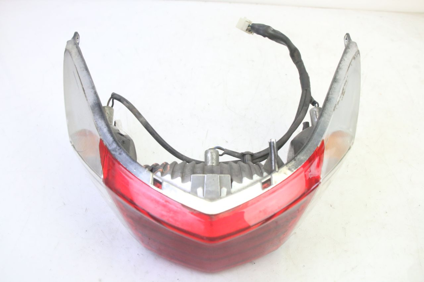 photo de FEU ARRIERE YAMAHA CYGNUS X INJECTION 125 (2007 - 2013) - Autre angle de vue