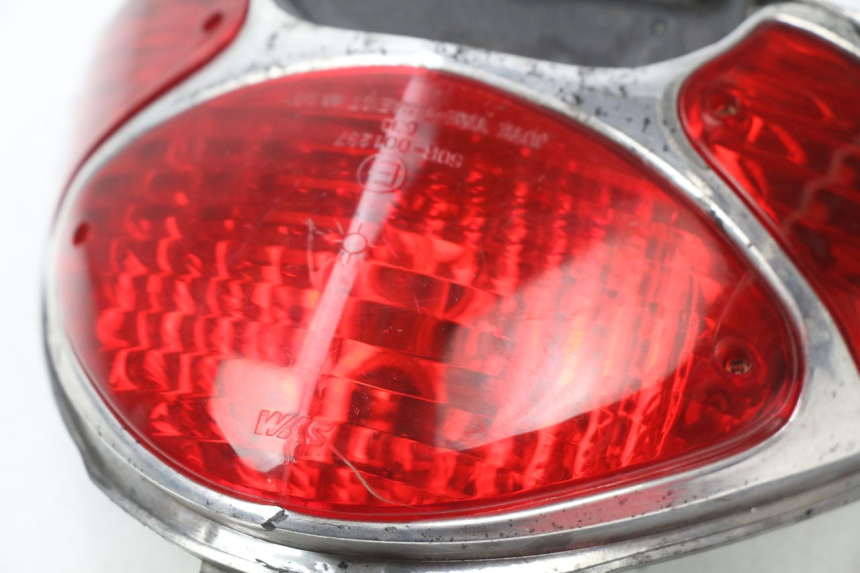 photo de FEU ARRIERE SYM DD 50 (2005 - 2011) - Autre angle de vue