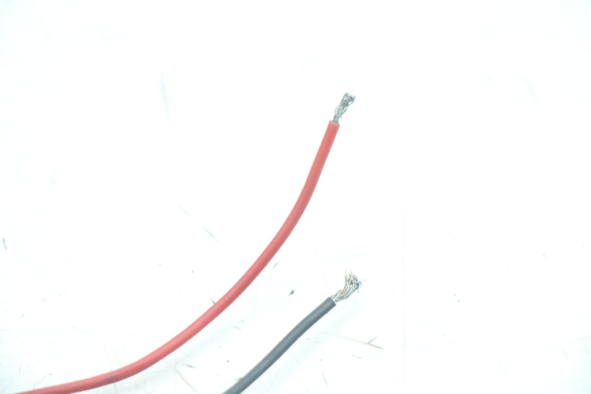 photo de FEU ARRIERE DERBI SENDA SM DRD X-TREME 50 (2011 - 2017) - Points de fixation