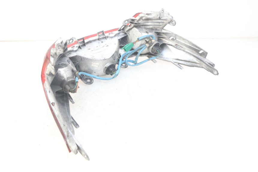 photo de FEU ARRIERE KYMCO DINK STREET 125 (2009 - 2014) - Gros plan technique