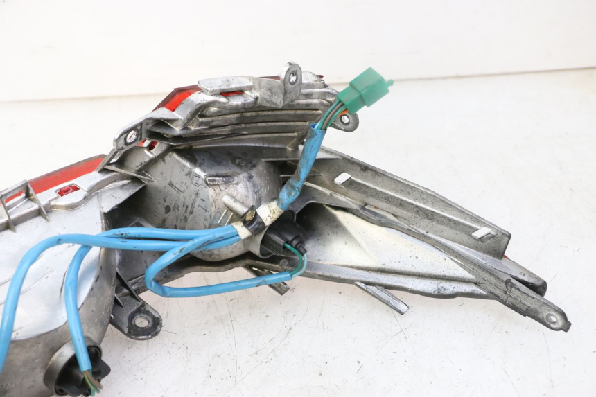 photo de FEU ARRIERE KYMCO DINK STREET 125 (2009 - 2014) - Vue d’ensemble