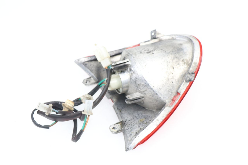 photo de FEU ARRIERE GOWINN DOLCE VITA 125 (2007 - 2013) - Autre angle de vue