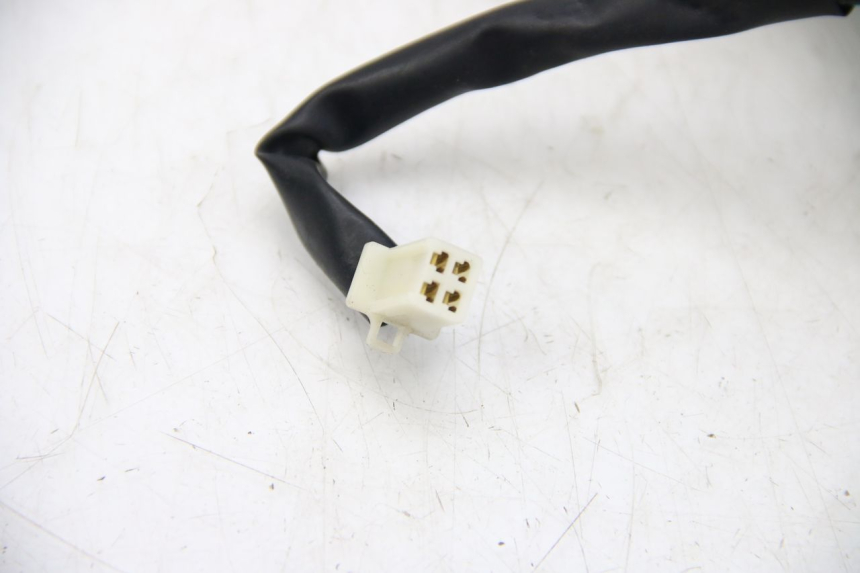 photo de FEU ARRIERE DROIT PEUGEOT E-VIVACITY 1 (2012 - 2018) - État de surface