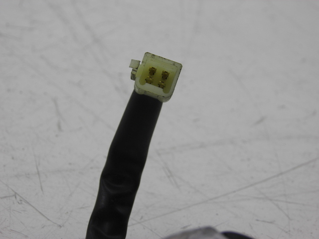 photo de FEU ARRIERE DROIT HONDA FES PANTHEON 125 (2003 - 2007) - Autre angle de vue