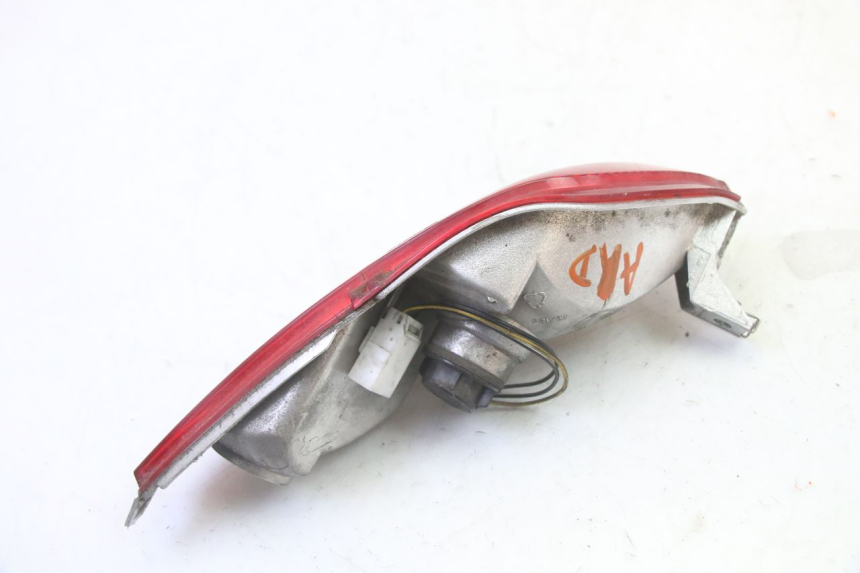 photo de FEU ARRIERE DROIT PIAGGIO MP3 LT 300 (2010 - 2016) - Vue d’ensemble