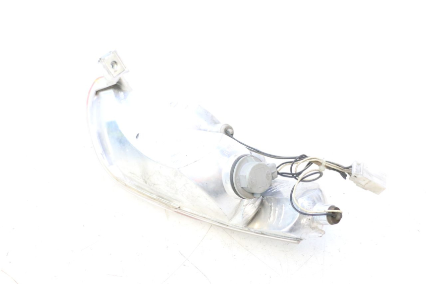 photo de FEU ARRIERE DROIT PIAGGIO MP3 125 (2006 - 2014) - Zoom état d’usage