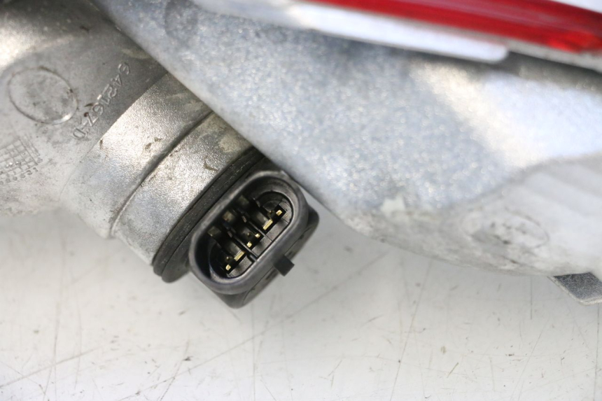 photo de FEU ARRIERE DROIT PIAGGIO MP3 500 (2011 - 2015) - Zoom état d’usage