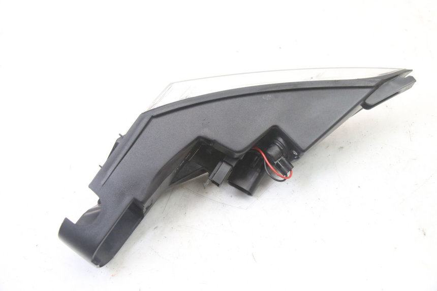 photo de FEU ARRIERE DROIT PEUGEOT SATELIS 125 (2013 - 2018) - Vue d’ensemble