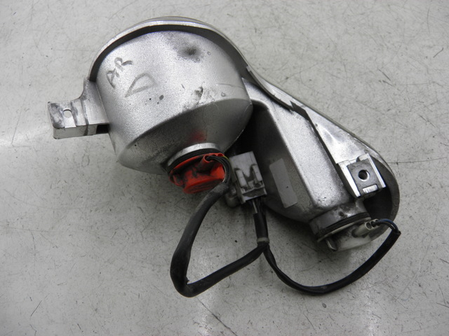 photo de FEU ARRIERE DROIT PIAGGIO CARNABY 125 (2007 - 2011) - Gros plan technique