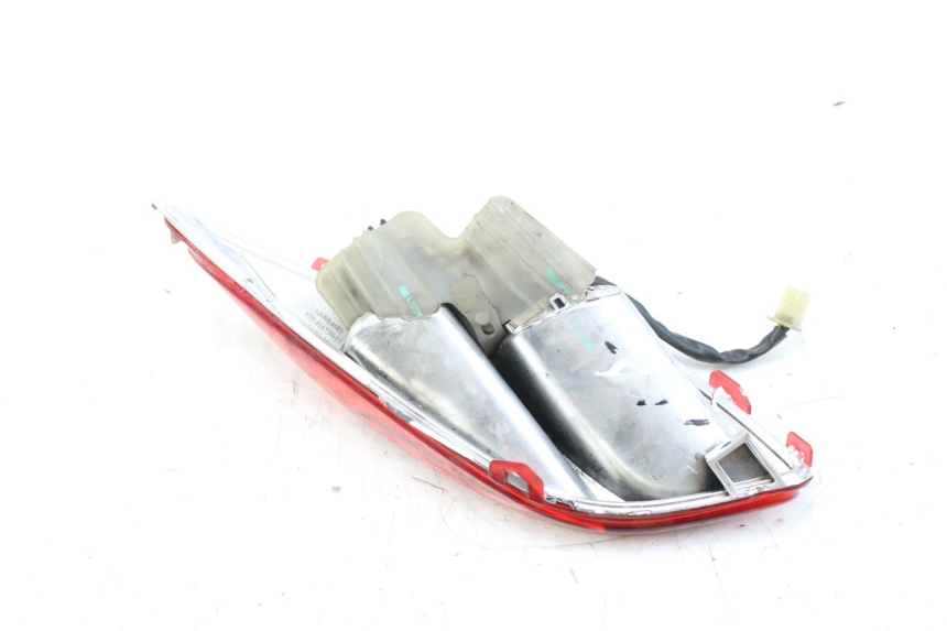 photo de FEU ARRIERE DROIT MBK SKYCRUISER 125 (2010 - 2013) - Autre angle de vue
