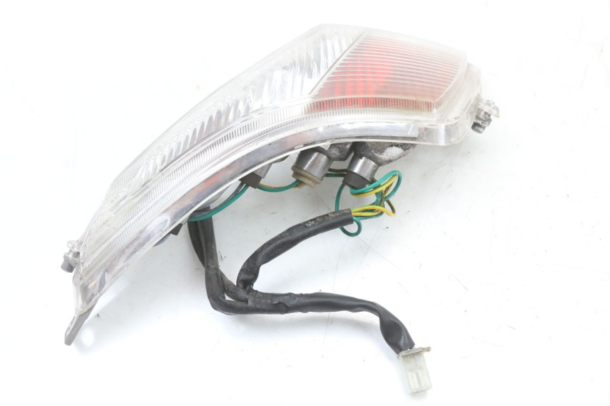 photo de FEU ARRIERE DROIT PEUGEOT VIVACITY NEW 4T 50 (2008 - 2017) - Autre angle de vue