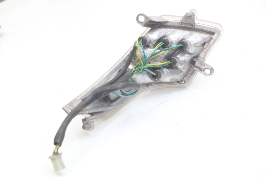 photo de FEU ARRIERE DROIT PEUGEOT VIVACITY 125 (2010 - 2017) - Détail de la pièce