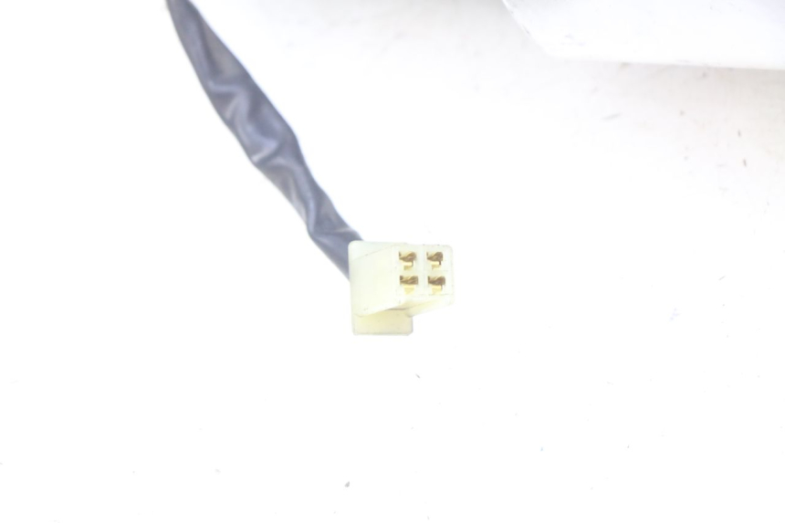 photo de FEU ARRIERE DROIT YAMAHA X-MAX XMAX 125 (2010 - 2013) - Détail de la pièce