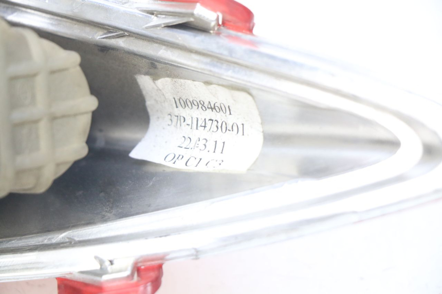 photo de FEU ARRIERE DROIT YAMAHA X-MAX XMAX 125 (2010 - 2013) - Autre angle de vue