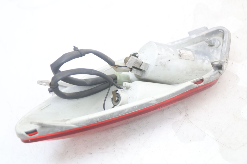 photo de FEU ARRIERE DROIT YAMAHA XMAX X-MAX 125 (2006 - 2009) - Vue d’ensemble