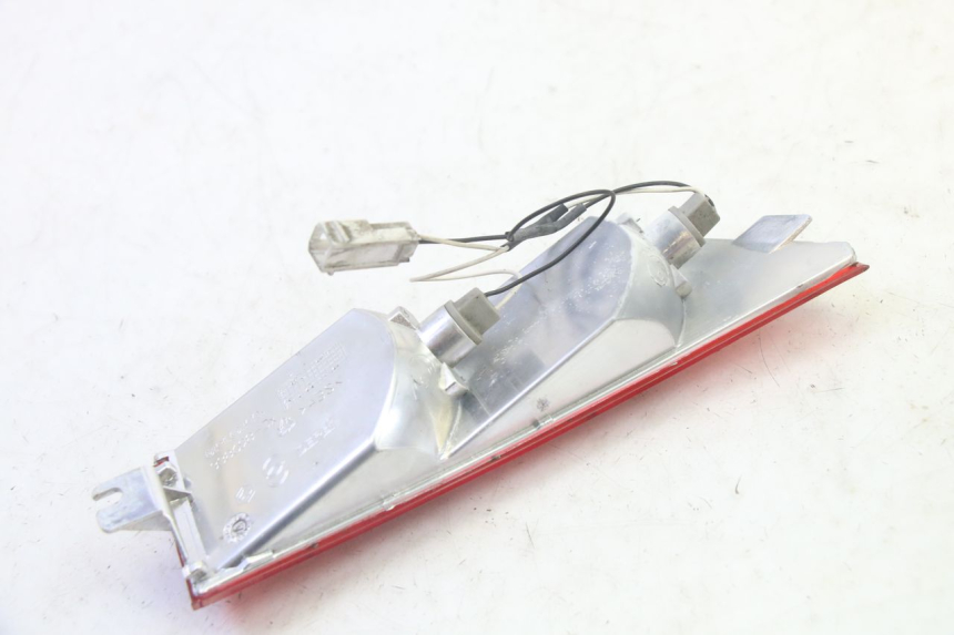 photo de FEU ARRIERE DROIT PIAGGIO XEVO - X EVO 125 (2007 - 2017) - Gros plan technique