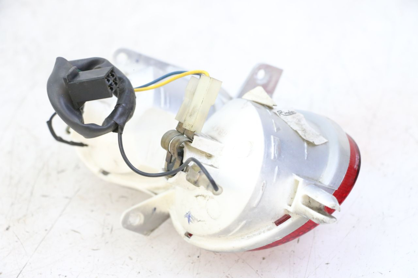 photo de FEU ARRIERE DROIT YAMAHA YP MAJESTY 125 (2007 - 2010) - Zoom état d’usage