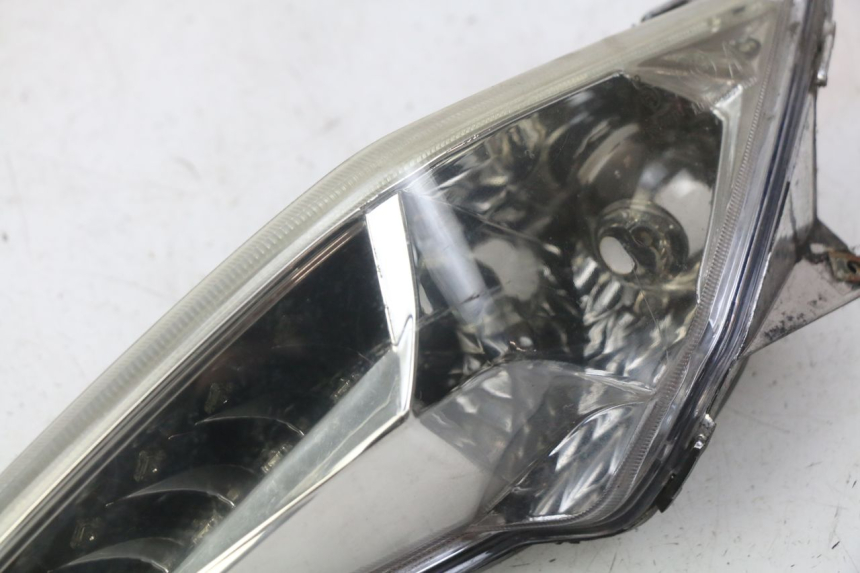 photo de FEU ARRIERE DROIT YAMASAKI YM T 125 (2015 - 2020) - Détail de la pièce