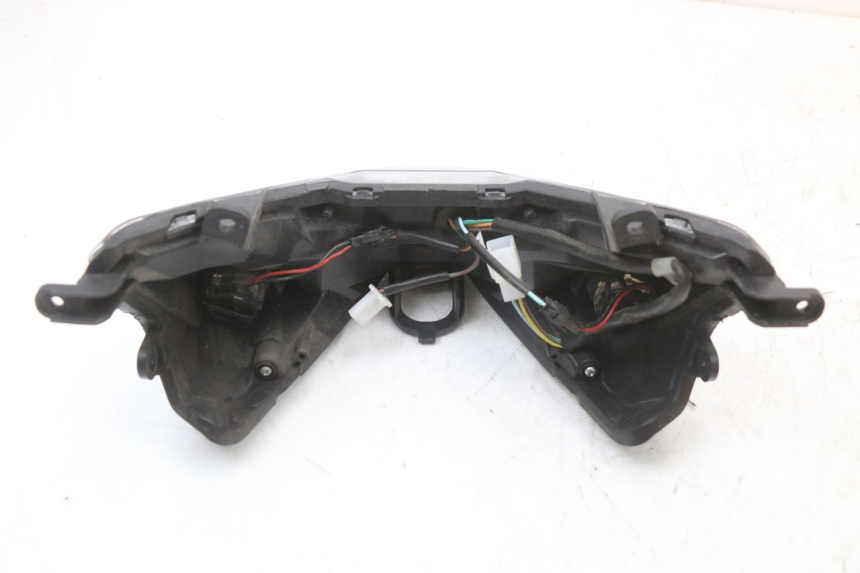 photo de FEU ARRIERE JM MOTORS EVOLIS 4T 50 (2018 - 2022) - Gros plan technique