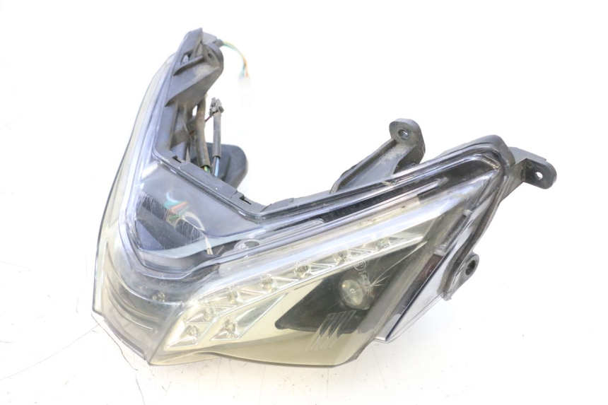 photo de FEU ARRIERE JM MOTORS EVOLIS 4T 50 (2018 - 2022) - Zoom état d’usage