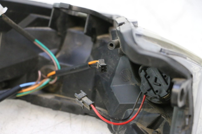 photo de FEU ARRIERE JM MOTORS EVOLIS 4T 50 (2018 - 2022) - Marquages et références