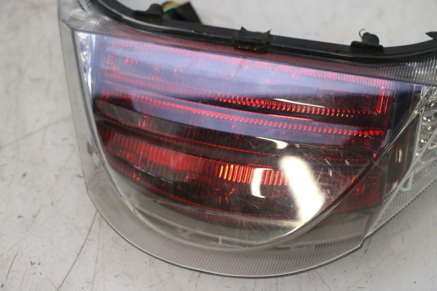 photo de FEU ARRIERE KEEWAY F-ACT FACT EVO 50 (2020 - 2026) - Points de fixation
