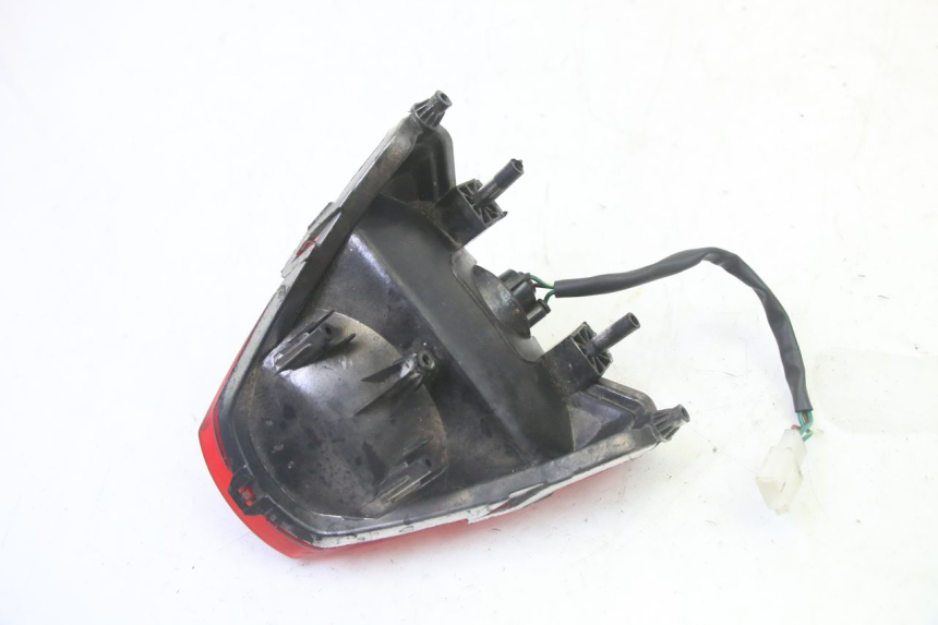 photo de FEU ARRIERE STAHO FH 50 (2018 - 2019) - Gros plan technique