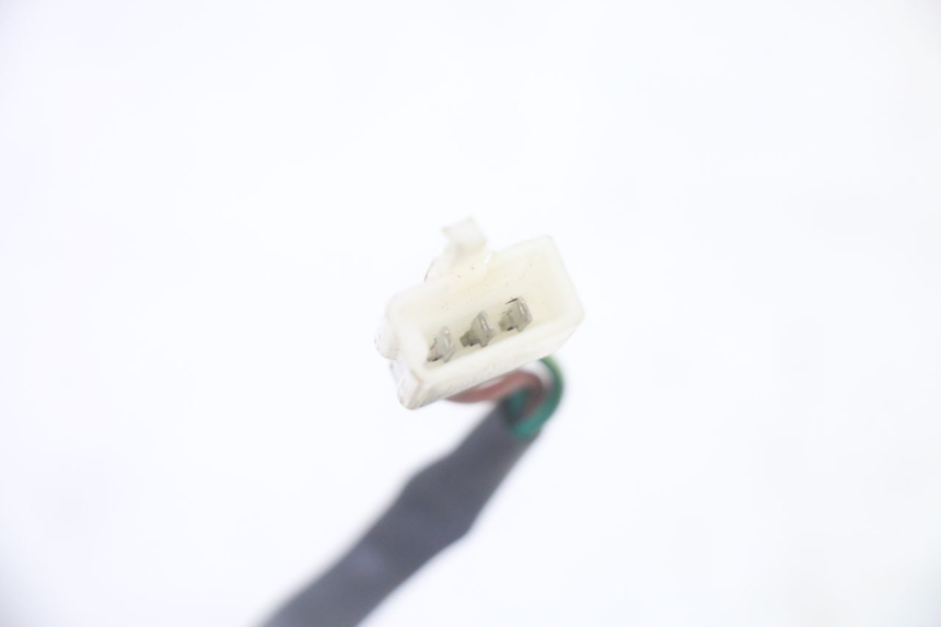 photo de FEU ARRIERE STAHO FH 50 (2018 - 2019) - Points de fixation