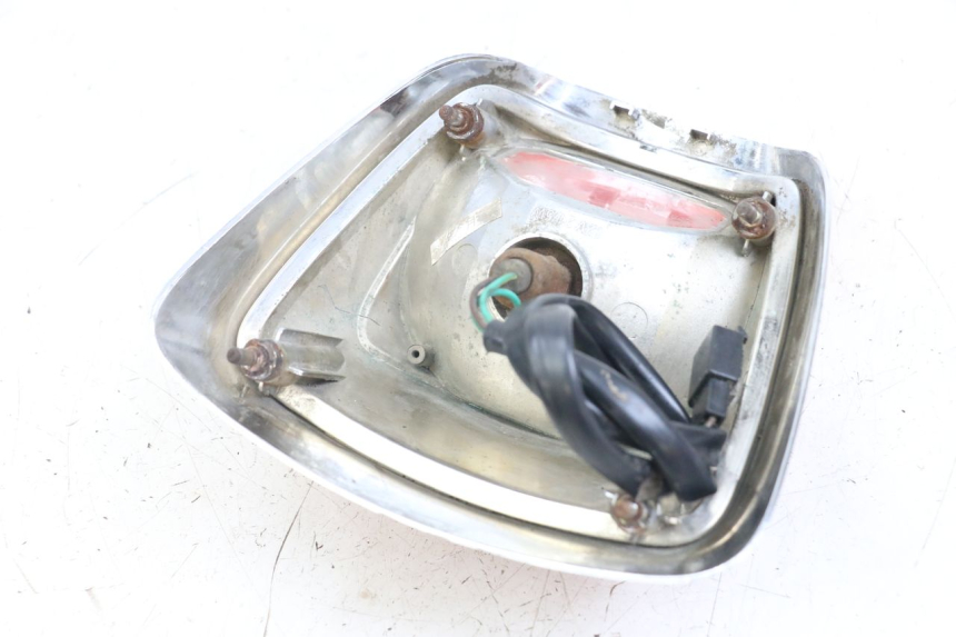 photo de FEU ARRIERE SYM FIDDLE 2 50 (2008 - 2013) - État de surface