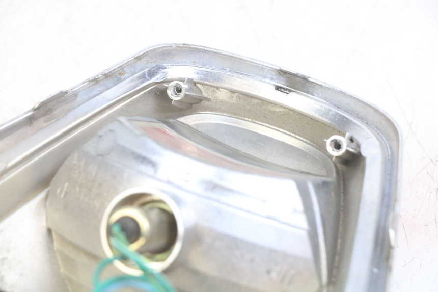 photo de FEU ARRIERE SYM FIDDLE 3 III 125 (2014 - 2020) - Gros plan technique