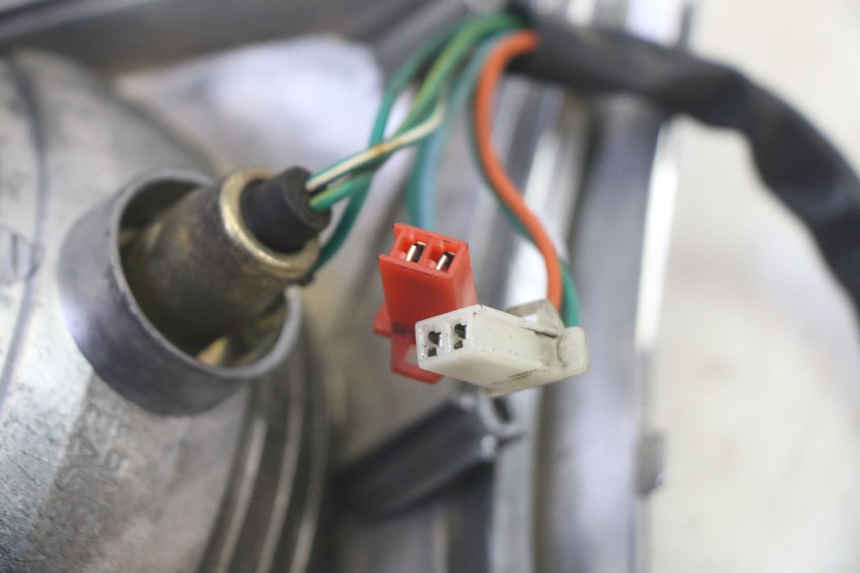 photo de FEU ARRIERE SYM FIDDLE 3 III 125 (2014 - 2020) - Points de fixation