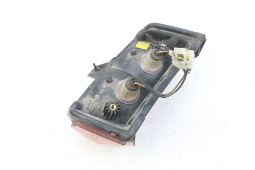 photo de FEU ARRIERE YAMAHA FJ 3CX 1200 (1986 - 1996) - Zoom état d’usage