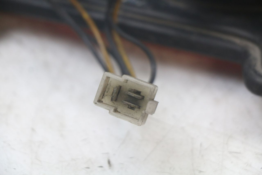 photo de FEU ARRIERE YAMAHA FJ 3CX 1200 (1986 - 1996) - Zoom composants