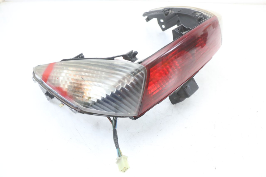 photo de FEU ARRIERE HONDA FJS SILVER WING SILVERWING 400 (2005 - 2008) - Zoom état d’usage