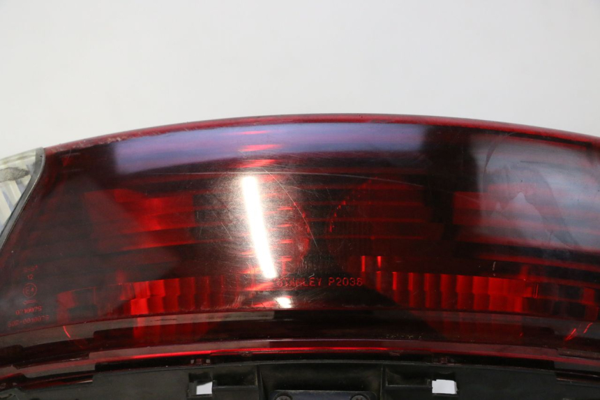 photo de FEU ARRIERE HONDA FJS SILVER WING SILVERWING 400 (2005 - 2008) - Détail de la pièce