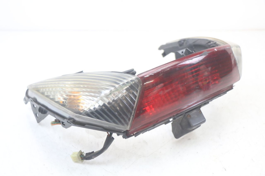photo de FEU ARRIERE HONDA FJS SILVERWING SILVER WING 600 (2001 - 2010) - Gros plan technique